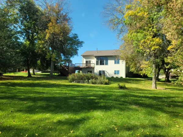 28319 Lakeside LN, Lindstrom, MN 55045