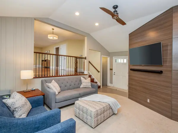 1492 Red Cedar RD, Eagan, MN 55121