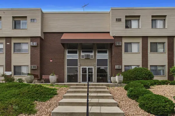 2801 Flag AVE N #222, New Hope, MN 55427