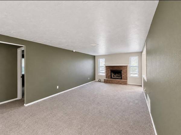 1054 Cumberland Mansion, Yukon, OK 73099