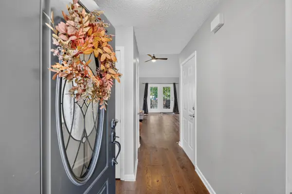 134 Willowleaf Ln, White House, TN 37188