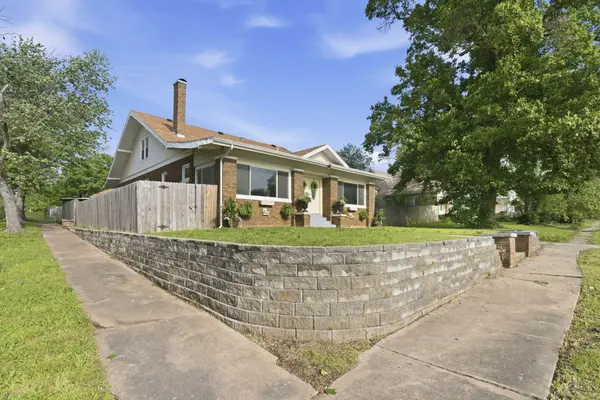 600 N Central AVE, Monett, MO 65708
