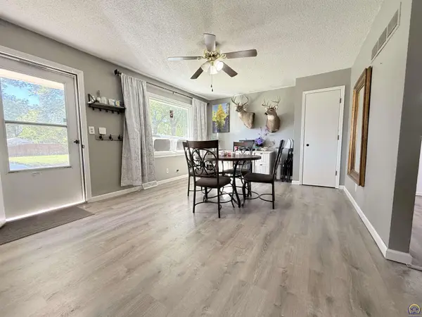 802 W 9th St, Junction City, KS 66441