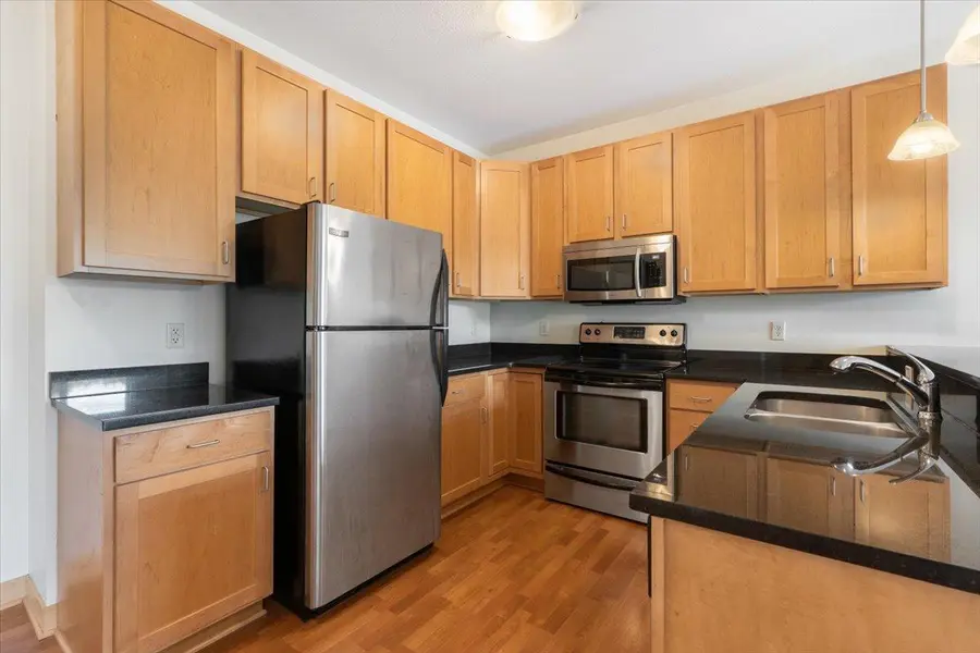 2900 University AVE SE #503, Minneapolis, MN 55414