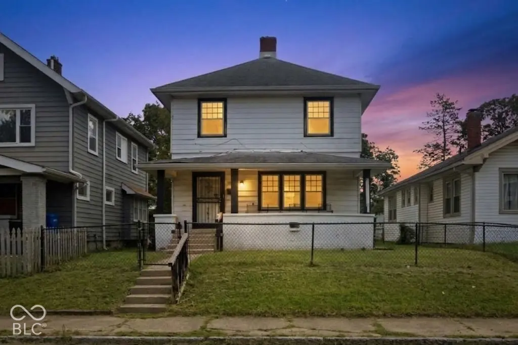 3741 Ruckle ST, Indianapolis, IN 46205