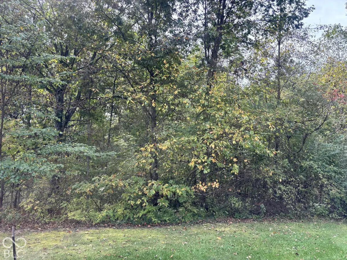000 Critter LN, Freedom, IN 47431