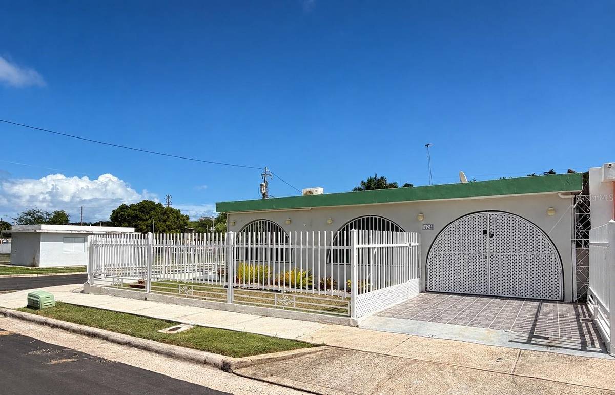 A-24 Calle 4 URB. EXTENSION SANTA ISIDRA I, Fajardo, PR 00738
