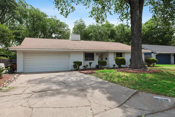 8911 Pointer LN, Austin, TX 78758