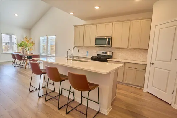 206 Pico ST, Hutto, TX 78634
