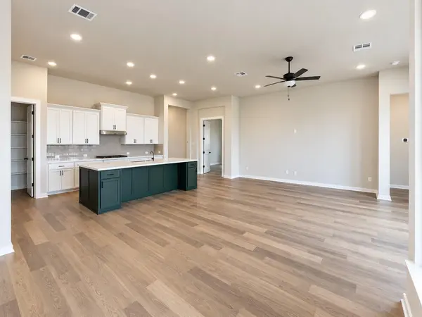1416 Corduroy LN, Georgetown, TX 78633