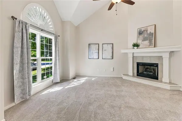 4913 Brownridge ST, Shawnee, KS 66218
