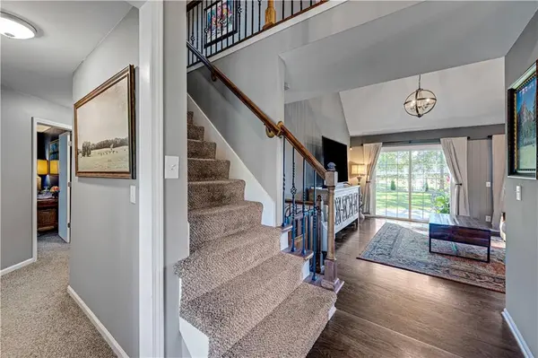 11113 W 99th PL, Overland Park, KS 66214