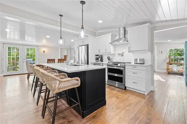 10908 S Outer Belt RD, Lone Jack, MO 64070