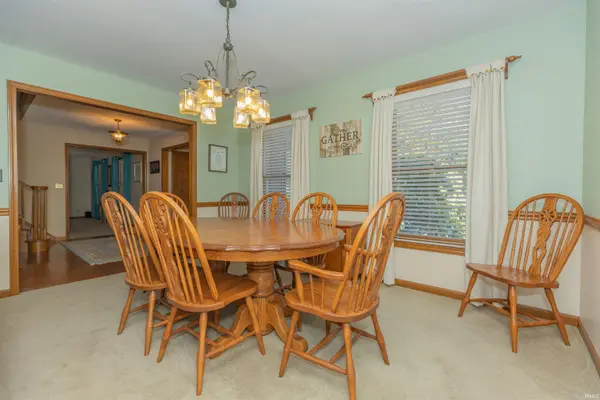 1531 Kings Bridge RD, Evansville, IN 47725