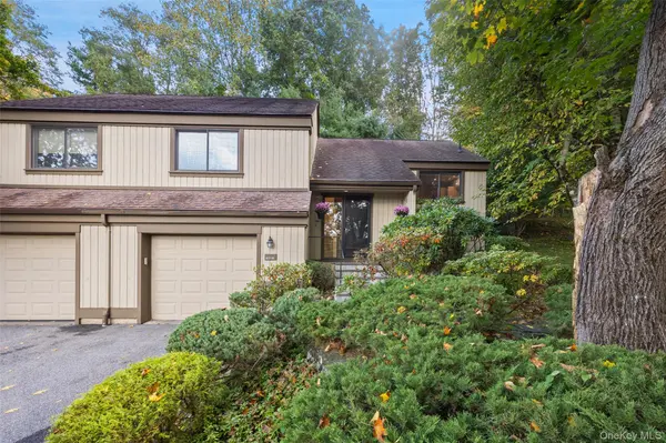 621 Heritage HLS #B, Somers, NY 10589