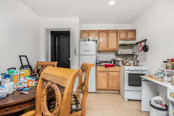 3230 Cruger AVE #1F, Bronx, NY 10467