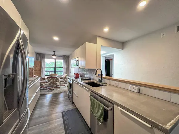 625 30TH AVE W #G402, Bradenton, FL 34205