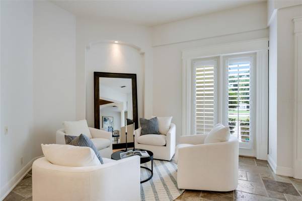 4946 BRYWILL CIR, Sarasota, FL 34234