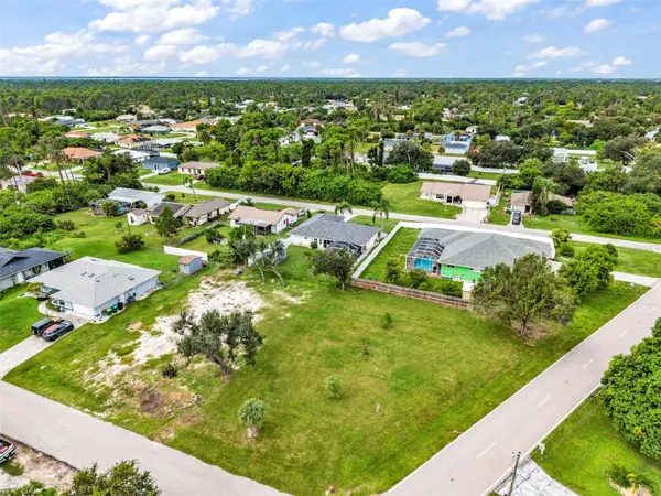 2417 WOODYGLEN ST, Port Charlotte, FL 33948