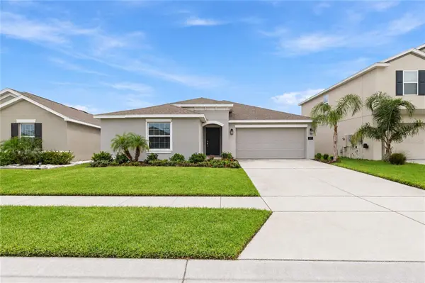 301 PINEYWOODS ST, St Cloud, FL 34772