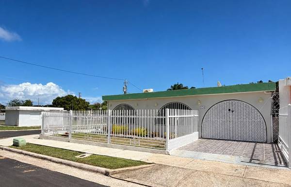 A-24 Calle 4 URB. EXTENSION SANTA ISIDRA I, Fajardo, PR 00738