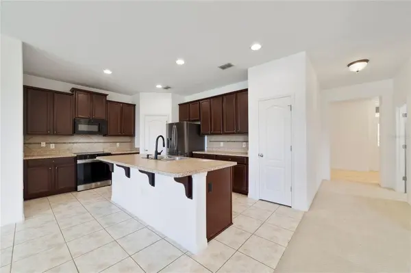 8036 CRUSHED PEPPER AVE, Orlando, FL 32817