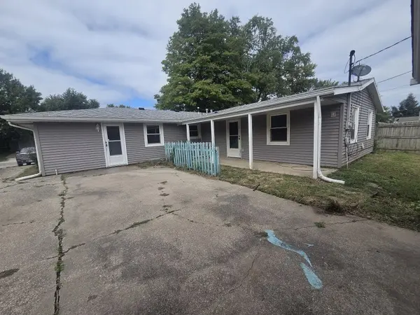 2417 12th ST, Silvis, IL 61282