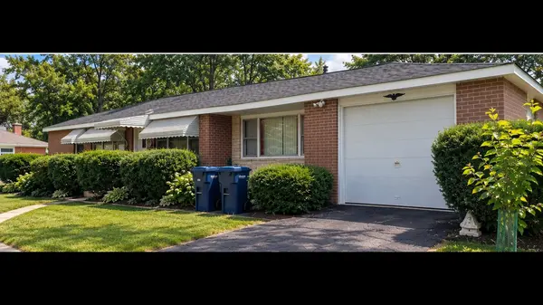 20821 DOGWOOD ST, Deerfield, IL 60015