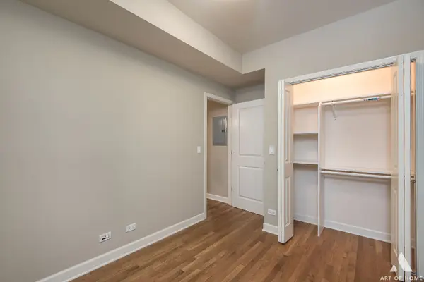 3705 N Kenneth AVE #113, Chicago, IL 60641