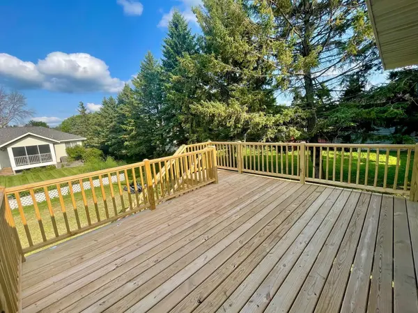 201 25th ST SW, Austin, MN 55912