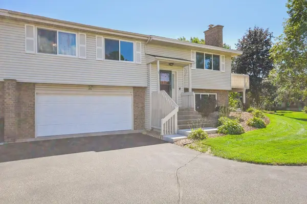 11840 Vintage ST NW, Coon Rapids, MN 55433