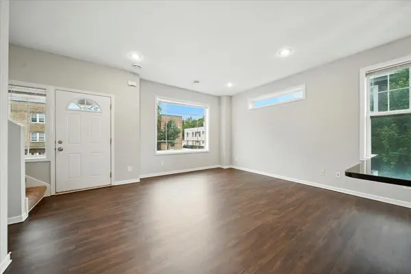 600 W 32nd ST #4, Minneapolis, MN 55408