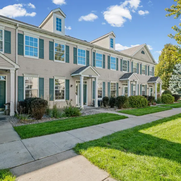 941 Newport AVE, Shakopee, MN 55379