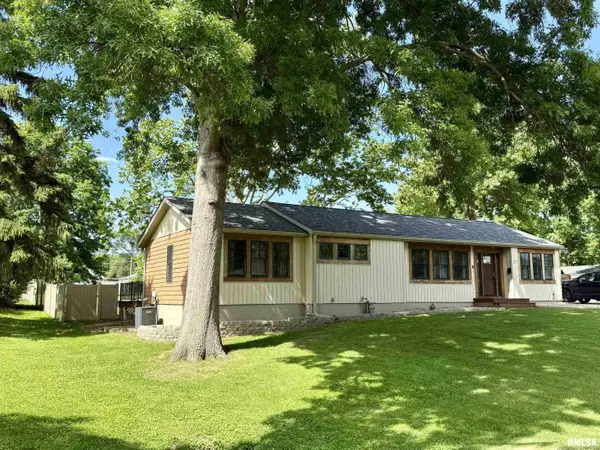 27 CIRCLE DR, Springfield, IL 62703
