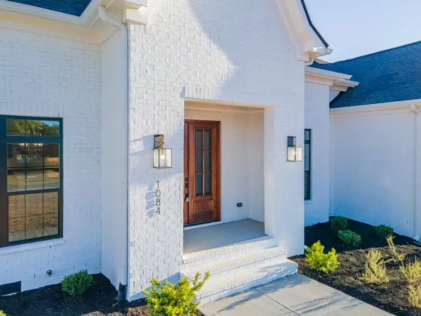1084 Peyton Place, Columbia, TN 38401