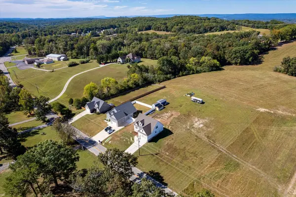 11749 Dolly Pond Rd, Birchwood, TN 37308