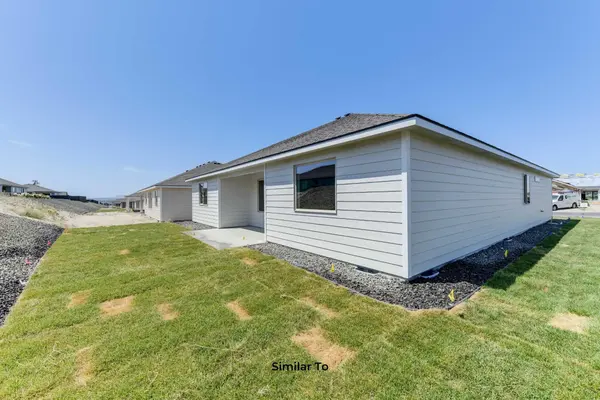 1421 N High Desert Dr, Deer Park, WA 99006