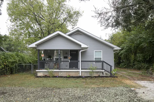 320 N Park AVE, Springfield, MO 65802