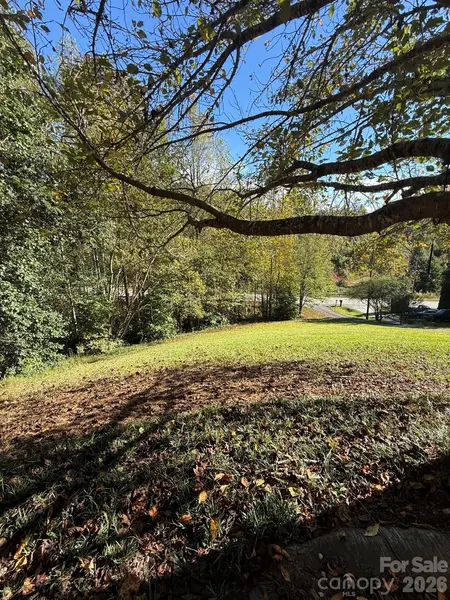 1516 Abington RD, Lenoir, NC 28645