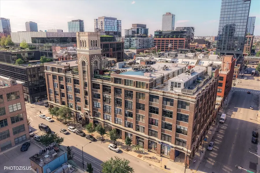 1000 W Washington BLVD #202, Chicago, IL 60607