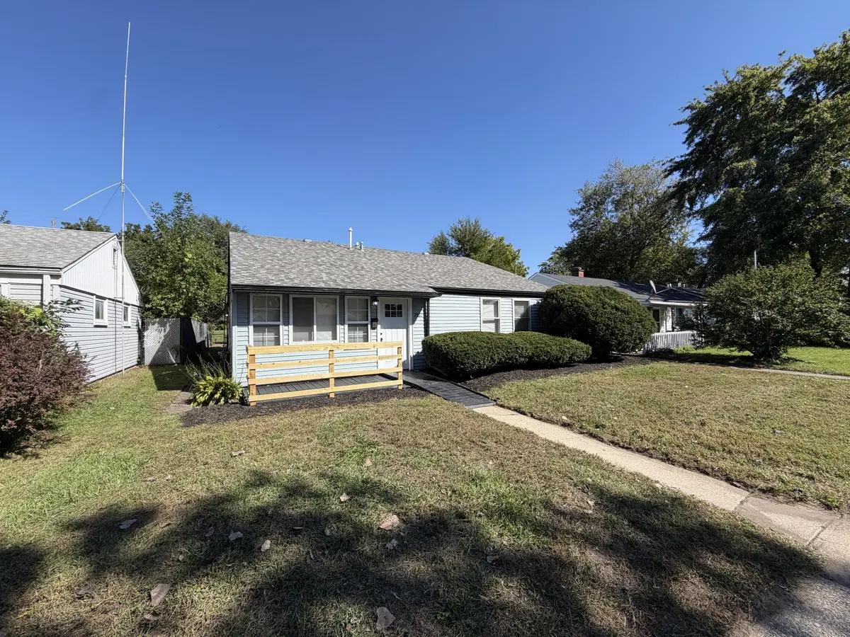 7561 Golfway CT, Hammond, IN 46324