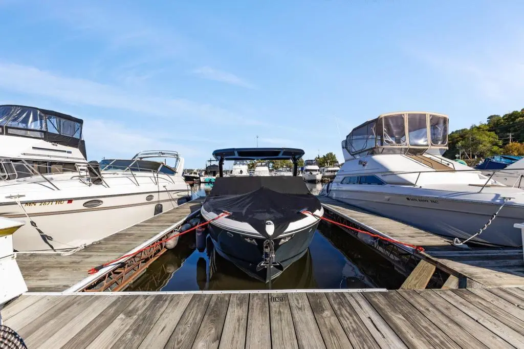 16 1st ST #EN21, Hudson, WI 54016