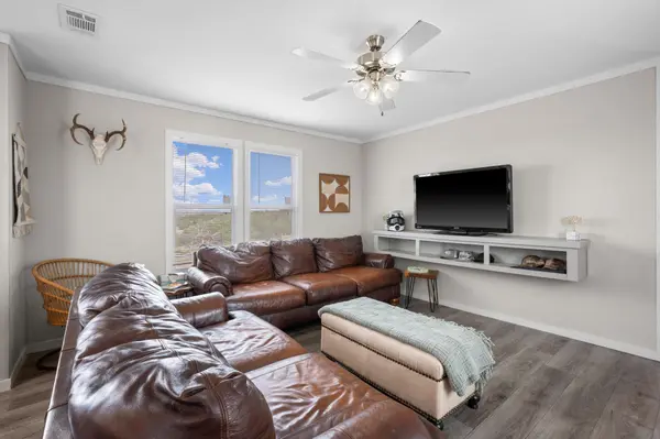 13812 High Lonesome RD, Del Rio, TX 78840