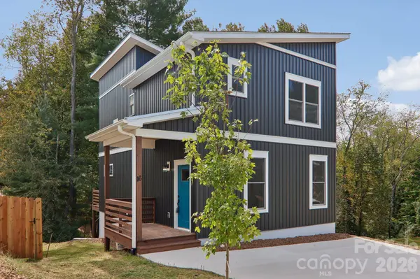 16 Escondido DR, Asheville, NC 28806