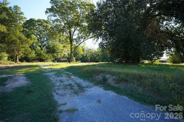 2233 Rodman RD, Chester, SC 29706