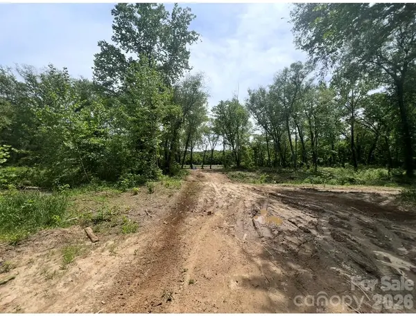 3999 OLD GREENLEE RD, Marion, NC 28752