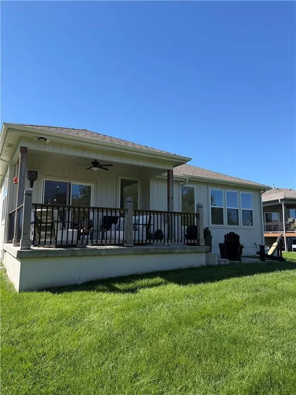 18804 189th ST, Spring Hill, KS 66083