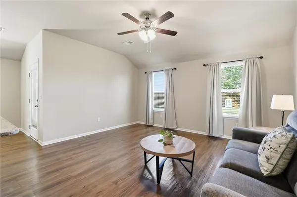 526 N Pear ST, Gardner, KS 66030