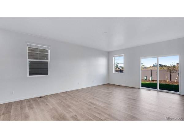 28201 E 4th, Watkins, CO 80137