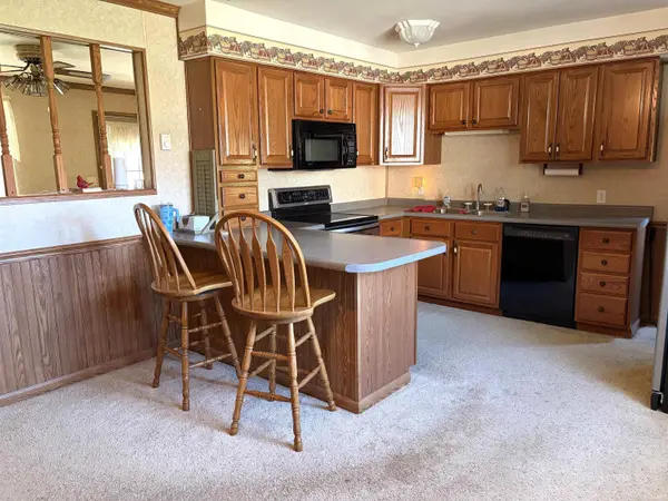 552 S W Shadey LN, Winchester, IN 47394